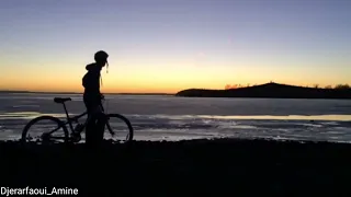 ولرب نازلة يضيق بها الفتى ذرعا دندنها
