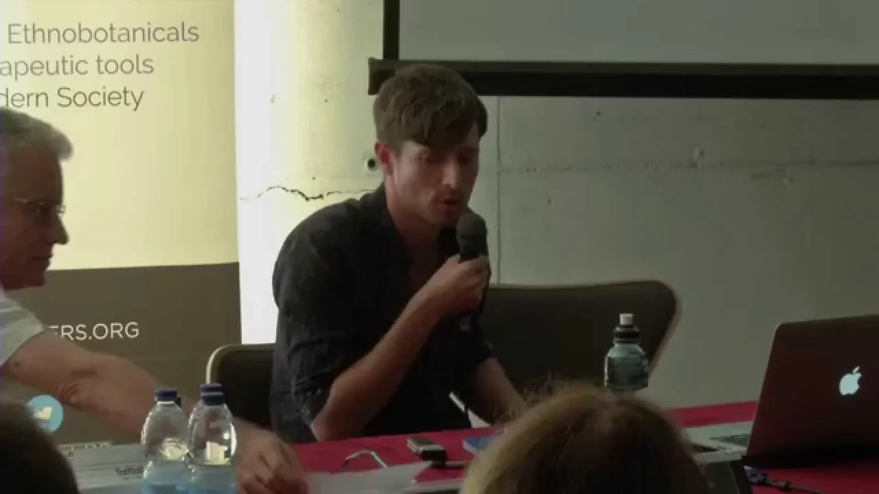 AYA2014 - Robin Carhart-Harris. The Entropic Brain