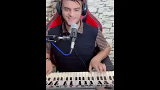 اروع واجمل الاغاني راح تكون على القناه اللي دخل ما يبخلش باللايكات والاشتراكات في القناه 