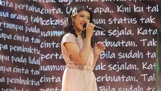 tiara sedih tak berujung glen fredly 