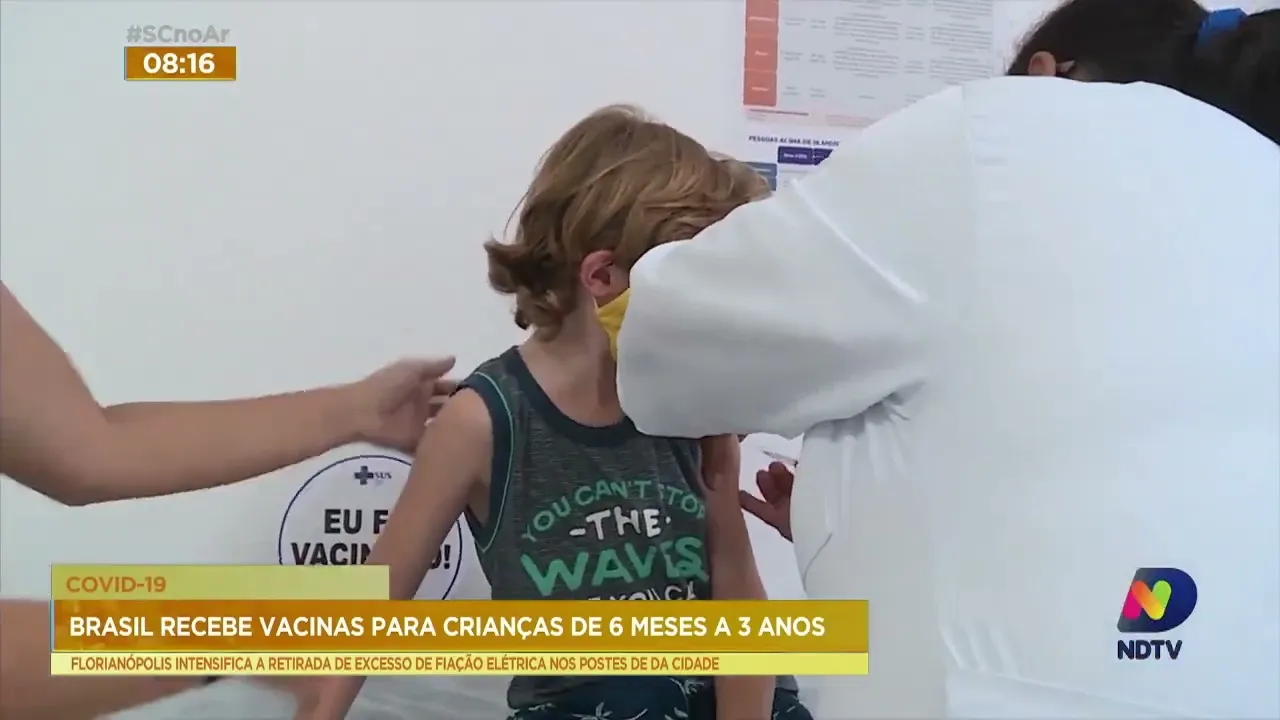 Brasil recebe nova remessa de vacinas contra a Covid-19 para crianças de seis a três anos