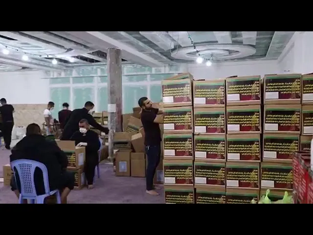 ⁣جوابًا على جماعة:  (وين وين وين وين الملايين كلها جذب كلها جذب تلطم على حسين !!!!!!!)