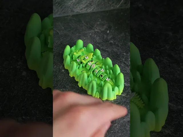 Little Flower Dragon / articulated / Keychain / support free video thumbnail