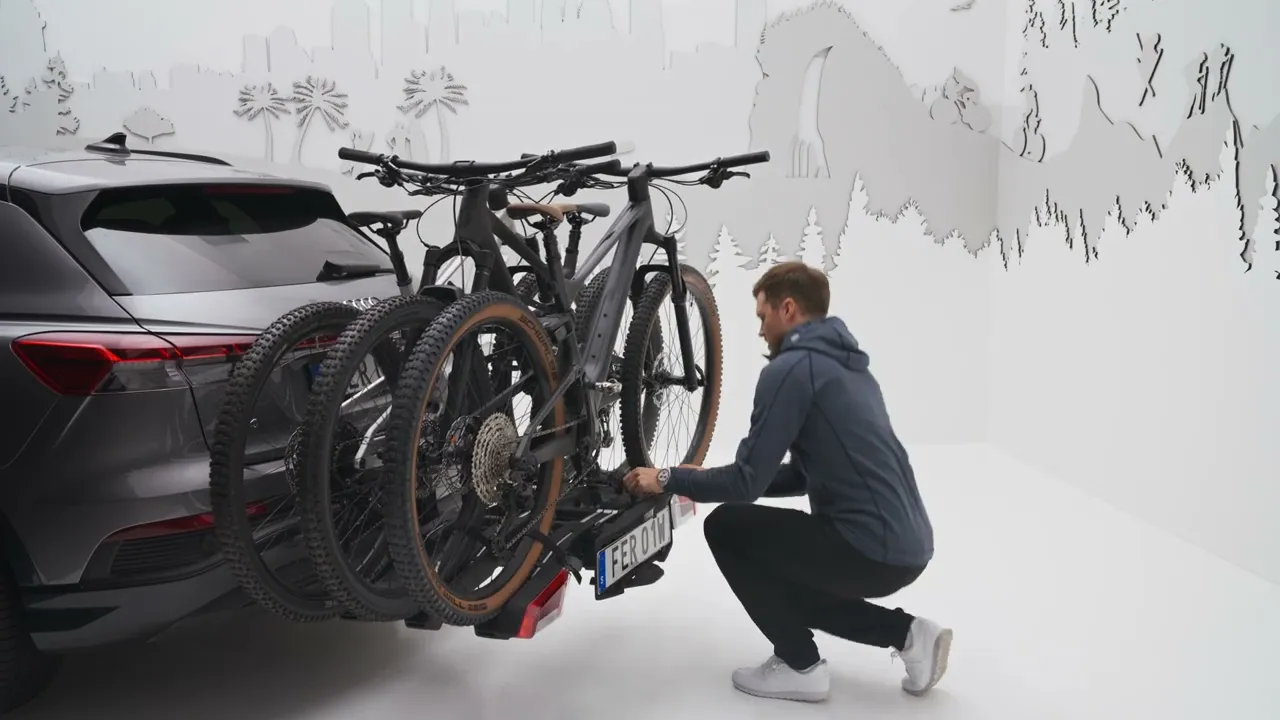 So montieren Sie den Thule EasyFold 3, 3-bike carrier