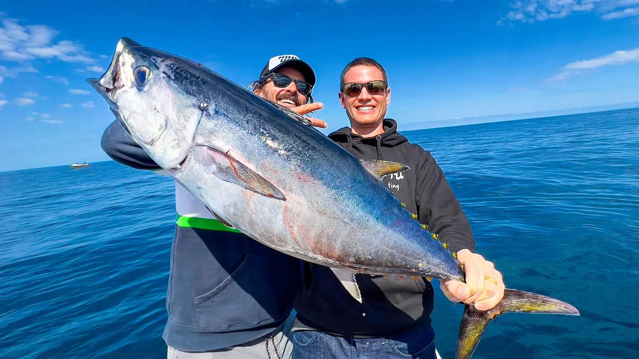 Freshest Sashimi + Australian Backyard Barbecue!!  Tuna Fishing in Australia!