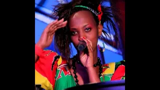 amapingu yurukundo by knowles ft mico the best