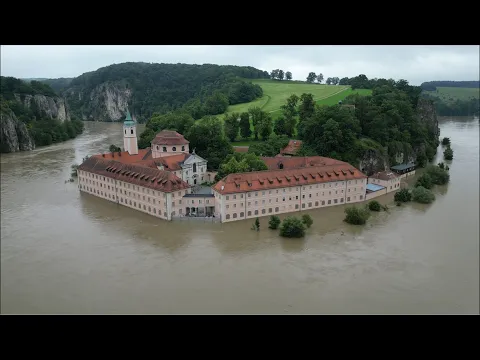 Download MP3 Jahrhunderthochwasser an der Donau befürchtet: Feuerwehr errichtet mobile Deiche