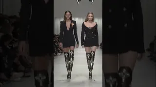 Gigi Hadid Binx Walton Walk For Versace 
