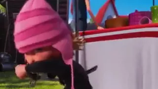 كل سنة وانتم وإحنا طيبين اوى زى ما احنا 