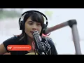 Mojofly performs "Mata" LIVE on Wish 107.5 Bus