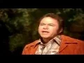 Download Lagu Roy Clark  -  Yesterday When I Was Young