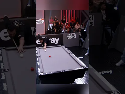 Igor Figueiredo tenta uma trancada impressionante…