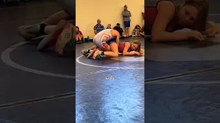 مصارعة بين شاب وفتاة عشوائي Shortvideo Shorts 