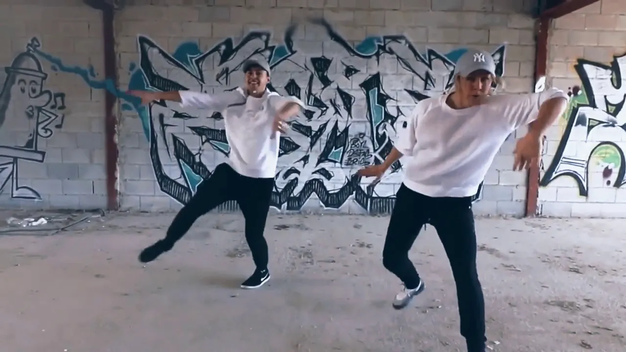 SLOW DOWN LOVE / Choreography by Bonny Saskia & Aaron Colston