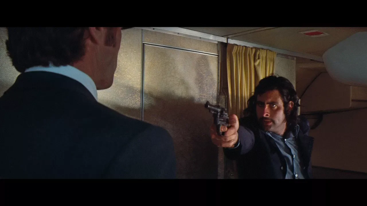 Dirty Harry: Magnum Force - Airplane Hijacking Scene (1080p)