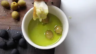 Olive Oil Shorts Trending زيت زيتون و الخبز صباحا فطور Breakfast 