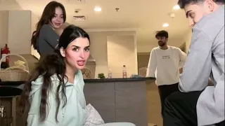 ميس دعاء مقلب عباس مع بيسان اسماعيل و محمود لحظة الوصول 13 