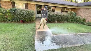 Disabled Homeowner in a Wheelchair Finally Got His Driveway Back