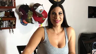 Azucar Alejandra estrenando Facebook