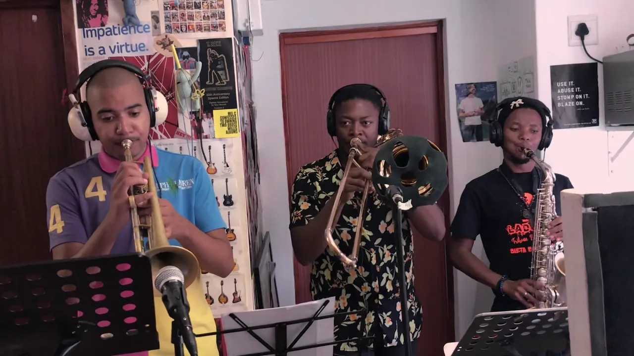 Tefo Mahola - The Tear (Live at Concept Records)