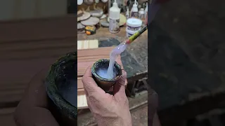Tábua de corte colada com resina epóxi pode?