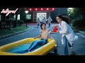 Download Lagu Le labo veut disséquer une sirène, la fille le vole en secret ! C’est le roi des mers… épris d’elle!