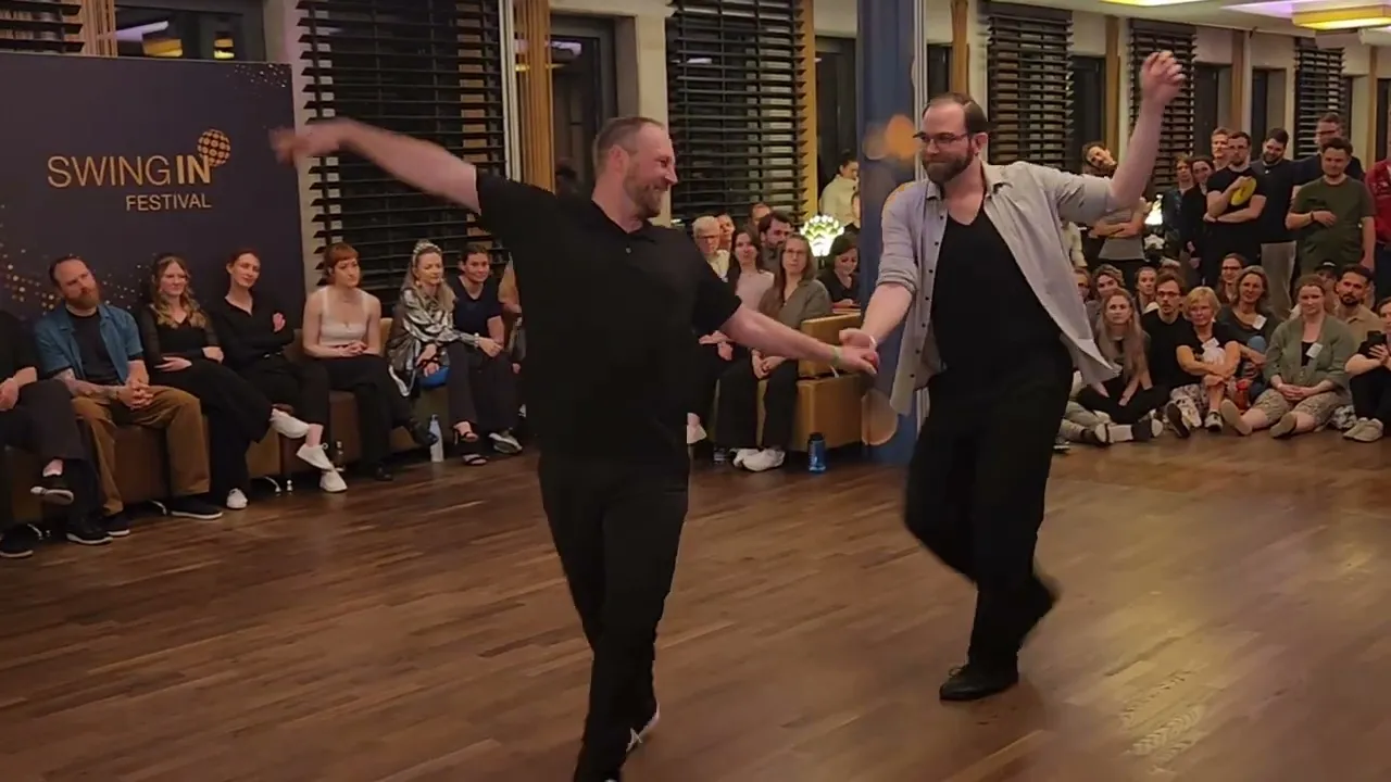 "Chills" Dominik Neugebauer & Paolo Iannello - Advanced J&J Finals