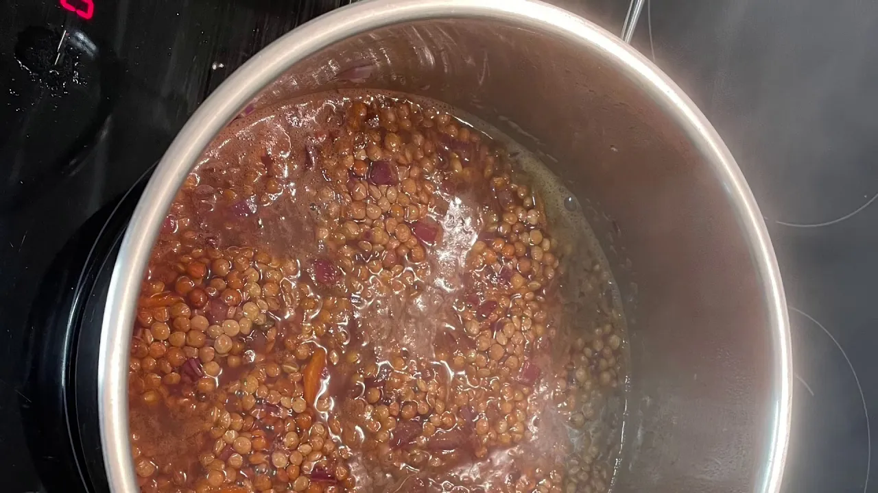 
          
          
          
            
            DIY Linsen mit Spätzle
          
        . 