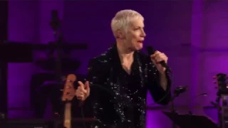 annie lennox i put a spell on you live 2015