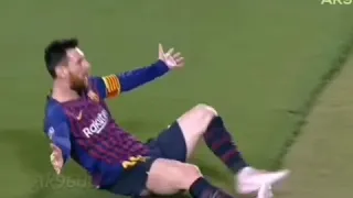 انا لما بحب بحن ميسي 