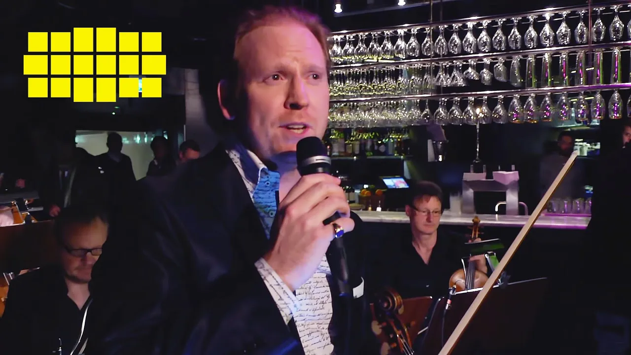 Daniel Hope & Ludovico Einaudi - Spheres - Yellow Lounge Stockholm (Full Performance) Daniel Hope & Ludovico Einaudi - Spheres - Yellow Lounge Stockholm (Full Performance)