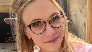 Kat Timpf Shows Off Her Huge Size In New Photo