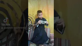 اسمر صغير يدوب دندنها