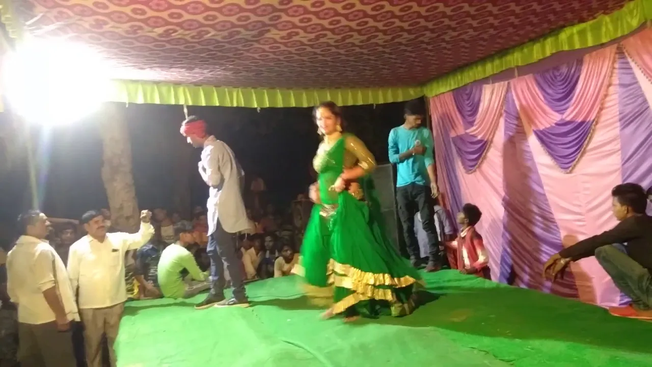 harihar tikuliya lahardar tikuli satale bani, bhojpuri arkesta dance video by RK BHOJPURIYA TADKA