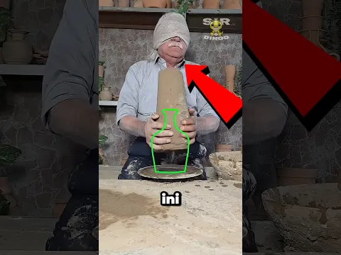 Kakek Ini Membentuk Tanah Liat Tanpa Menggunakan Mata! 🤯