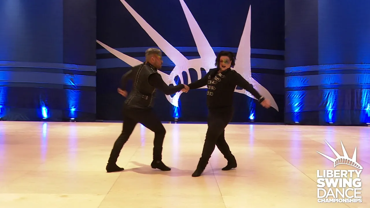 Liberty Swing 2019 Rising Star Derek Leyva & Jennifer Norris