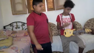كاريوكا وطارق الشيخ مسخره دندنها
