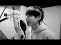 안아줘 (Hug me) performed by V, j-hope