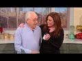 Rachael Teaches Viral Italian Chef Pasquale Sciarappa How To Pronounce Worcestershire Sauce