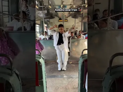 Nagin wala dance 💃 #sahelirudra #ytshorts #danceinpublic #publicreaction #naginwaladance #trending