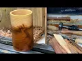Lagu Richard Raffan turns an elm spatula pot for the 28th. 4-Ways project.