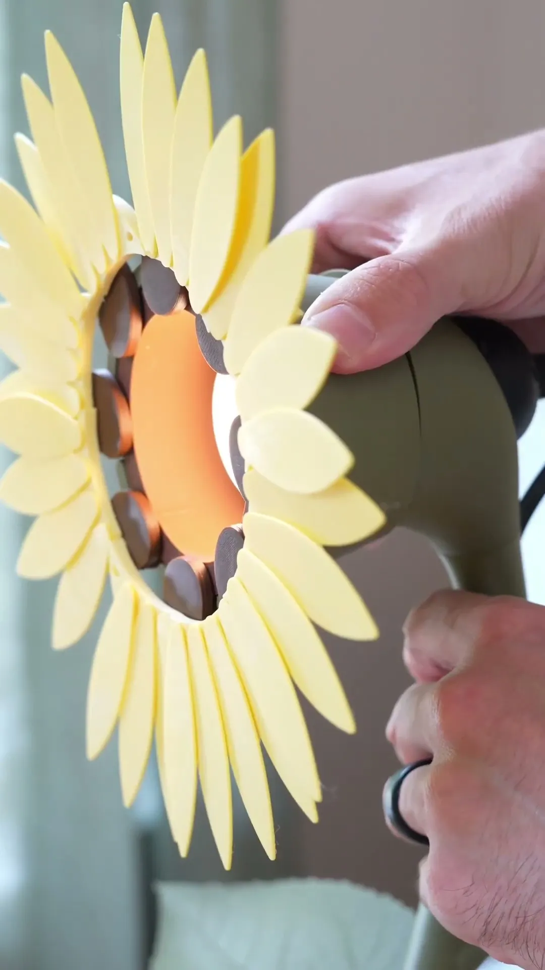 Sunflower Lamp