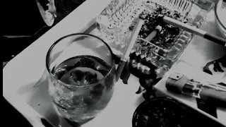 اشرب ونسا لي همومك لا تفكر بلي يلومك حلات وتس اب 