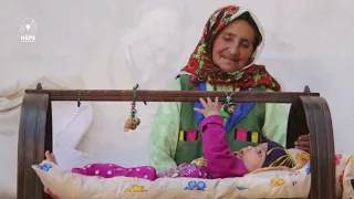 مادر به طبع عادت خود کودکم هنوز آواز خوان میرمفتون شاعر صفر نظری فایض 