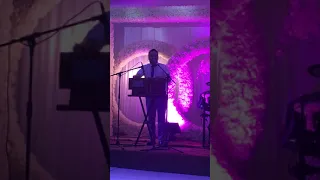 گفتم دل بی قرار دارم چی کنم در لندن 