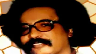 مصطفى سيد احمد أيها الراحل في الليل وحيدا ضائعا منفردا امس زارتني بواكير الخريف 