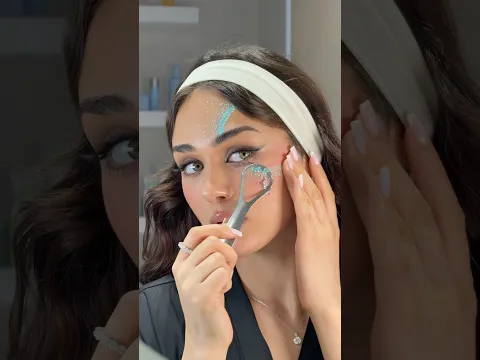 🧖🏻‍♀️