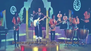 persaingan rhoma irama