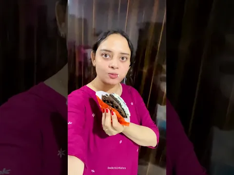 Waffle khane Gaye the aur FLOOD mai phas gaye😩