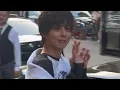 Download Lagu 250704 Park BOGUM 박보검 goes out for Dinner in Paris 🇫🇷 and waves 👋🏻 at fans 2 days before CELINE show